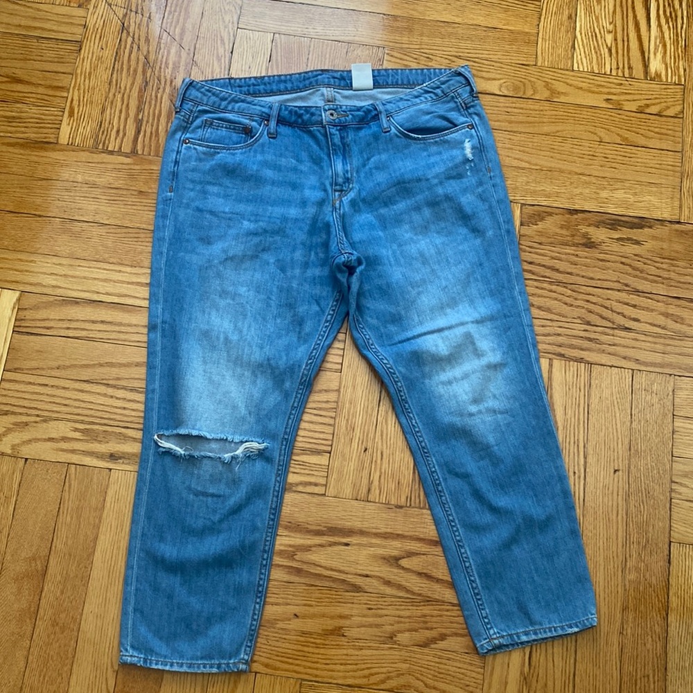 Girlfriend Fit Low Waist Cropped Leg Jeans